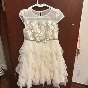 Elegant Cream Kids Dress with Floral Embellishments